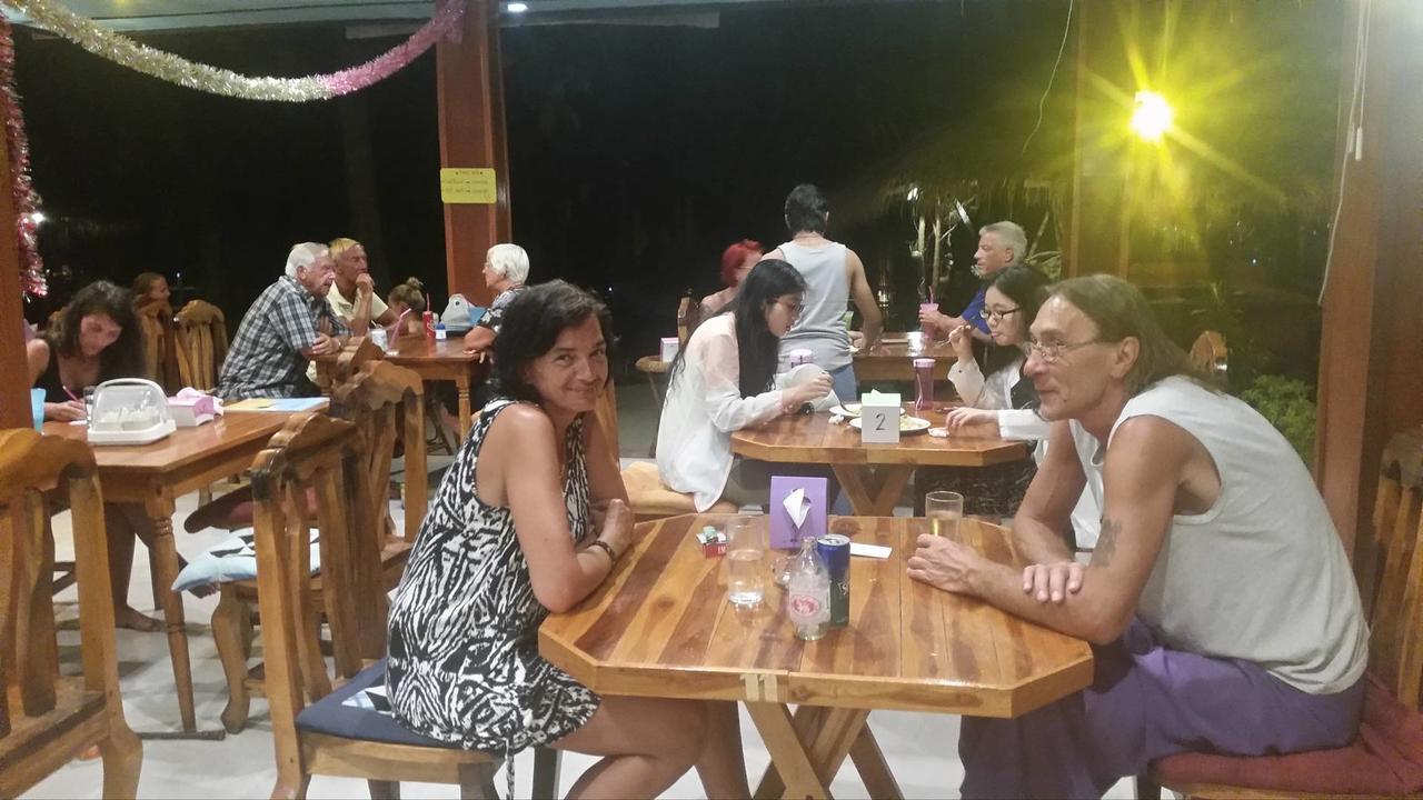 Smile Sunset Resort Koh Lipe Exterior photo